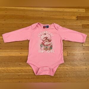 Strawberry Shortcake vintage Junk Food Baby Gap pink long sleeve graphic onesie